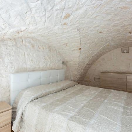 Dimora Alfonso Pomes Apartment Ostuni Exterior photo